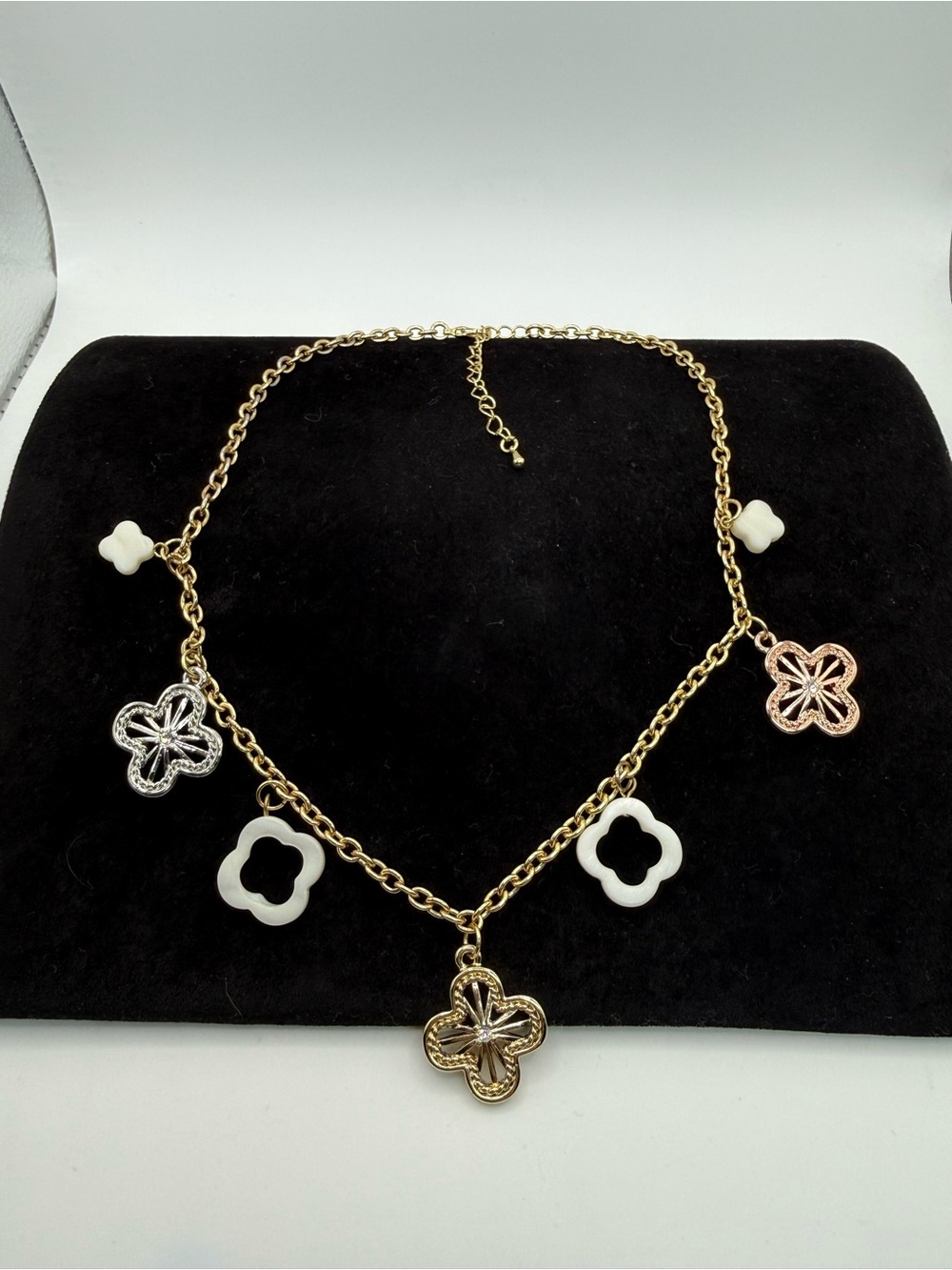 Park Lane Aruba Sunset Tri Color Clover Charm Necklace NWOT